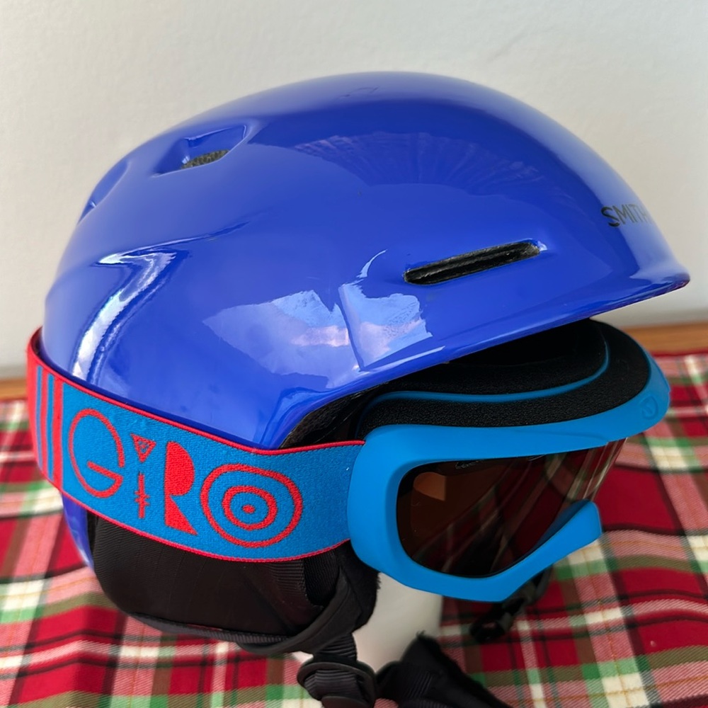 Smith ski helmet and giro ski goggles